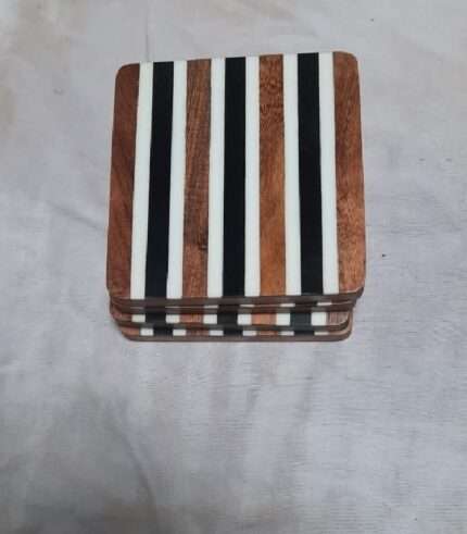 Table Coaster Designed in White & Black Lines