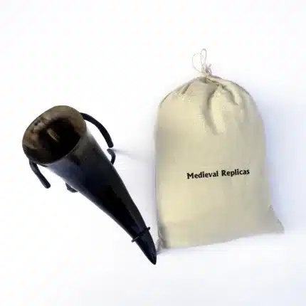 MRD02 Drinking Horn with Metal Stand