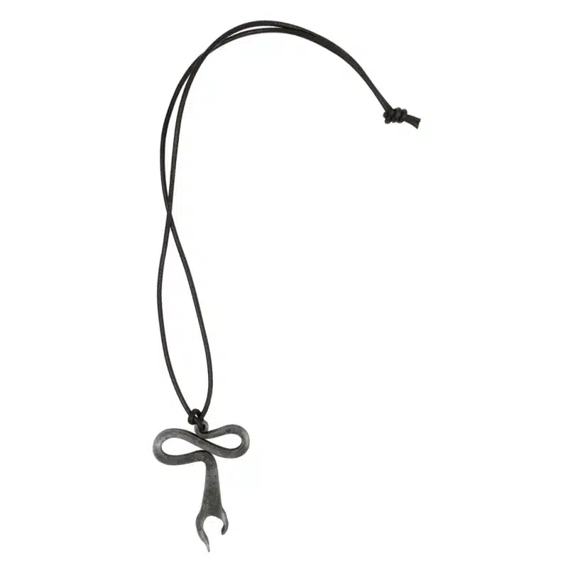 MRLT01a Medieval Locket with pure Leather Rope jpg