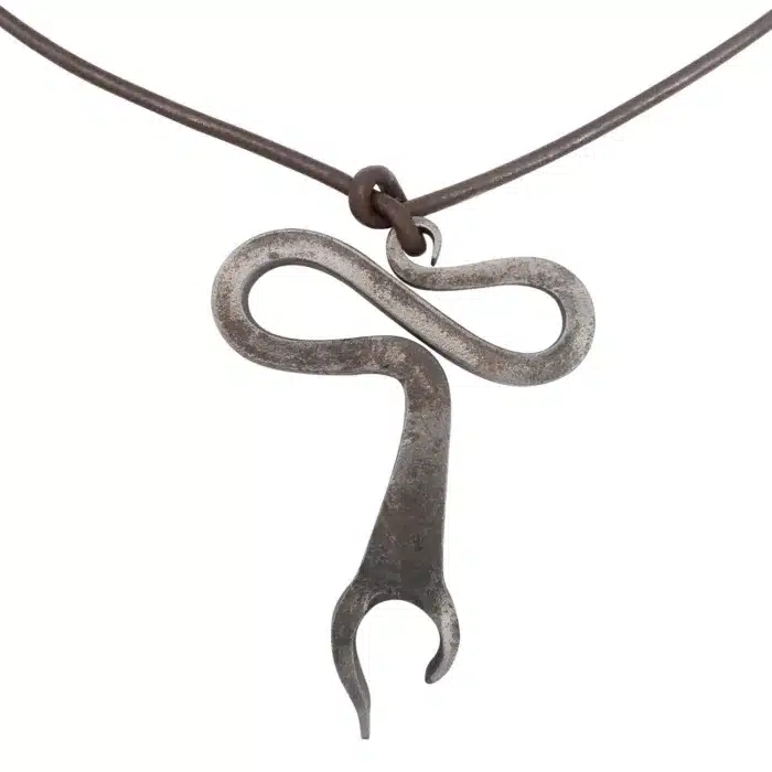 MRLT01 Medieval Locket with pure Leather Rope - Image 4