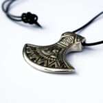 MRLT08 Medieval Locket with pure Leather Rope - Image 2