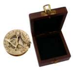 MRN05 Authentic Wintage Style Brass Pocket Sun Dial Campass - Image 5
