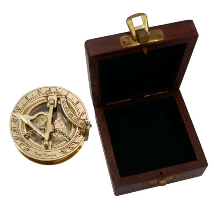 MRN05 Authentic Wintage Style Brass Pocket Sun Dial Campass - Image 5