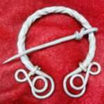MRPin08 Medieval Viking Knotted Fibula Cloak Pin - Image 6
