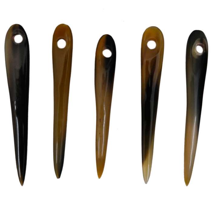 MRYN03 Natural Hand made buffalo Horn Yarn Needle