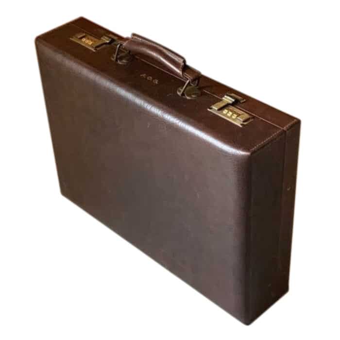 BG220 Leather Briefcase BG220 Leather Briefcase