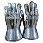 J114 Medieval Knight Gauntlets Gothic Gauntlets